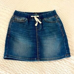 Gap Kids, Denim Jean Skirt with Drawstring waist, Size Small